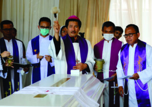 Kehilangan yang Menggetarkan Hati