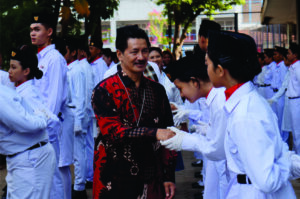 Mgr. Vinsensius Setiawan Triatmojo Hadir dalam Upacara HUT RI ke-75 di Komplek Xaverius Pahoman