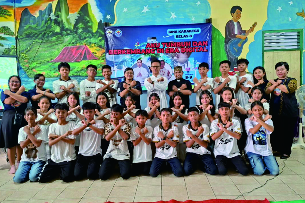 Jempolku, Karakterku: 50 Siswa Kelas VIII SMP Xaverius Kotabumi Belajar Bijak di Era Digital